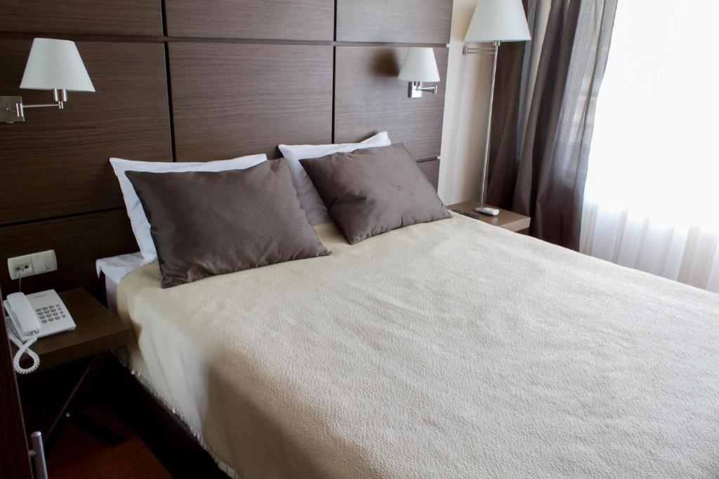 Hotel Mirniy Resort Odessa Quarto foto